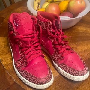 Nike high tops sneakers